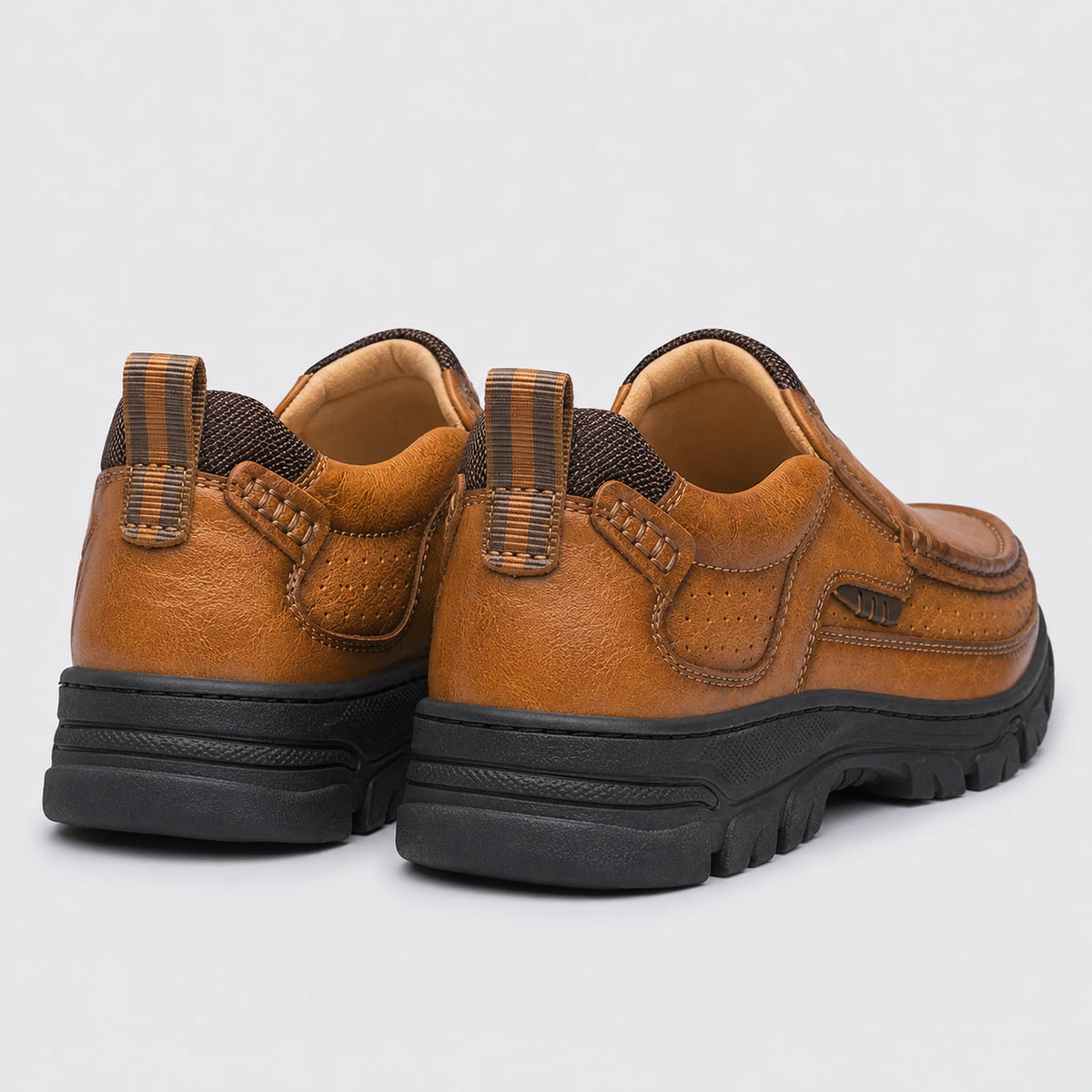 Sapato Mocassim Masculino Marrom Claro - detalhe do solado