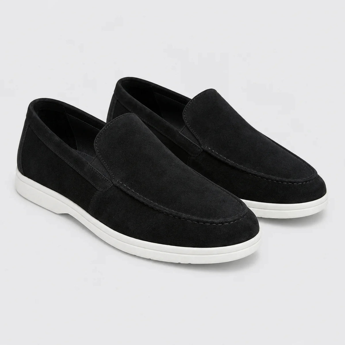 Mocassim Preto Classic - vista lateral