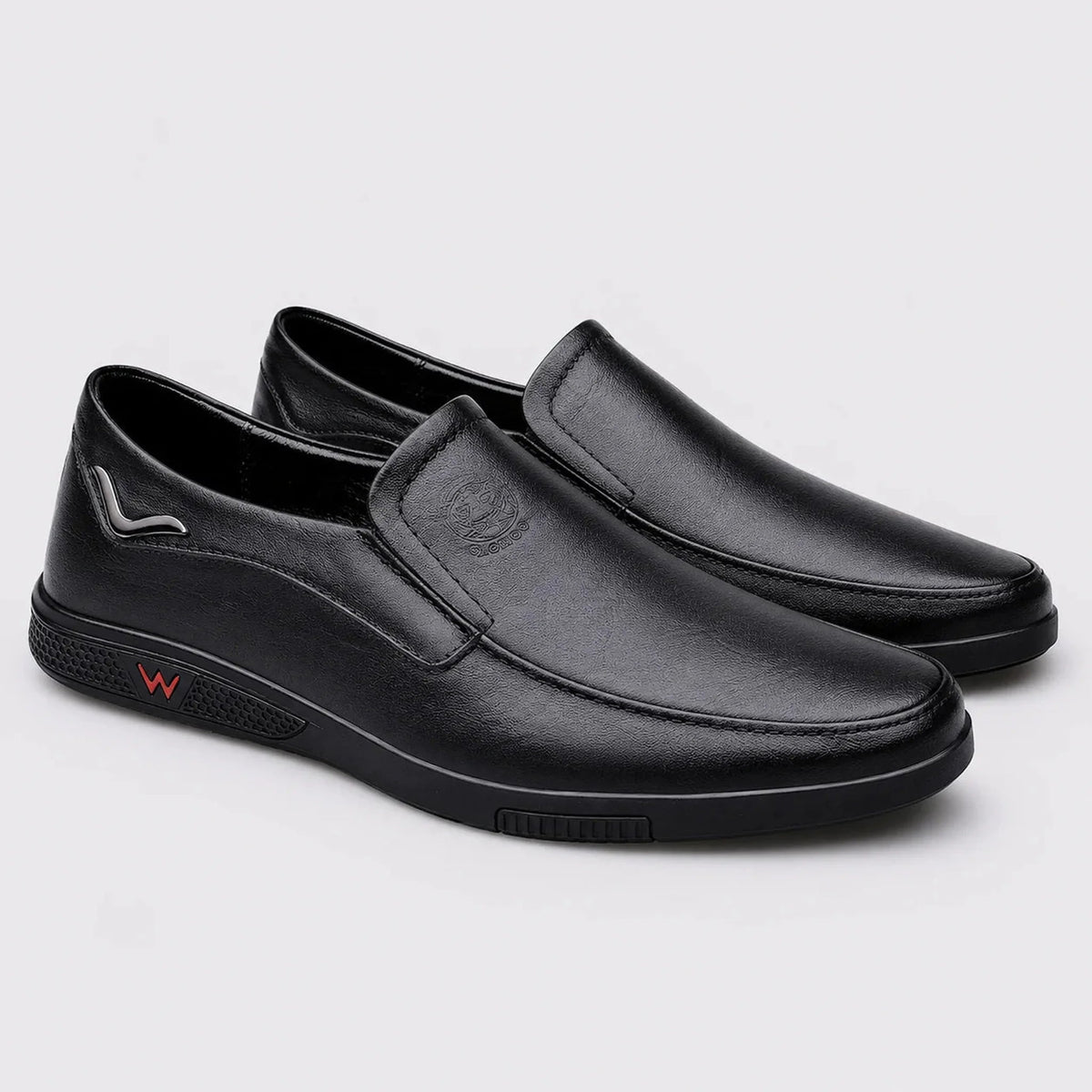 Mocassim Masculino Preto Casual - par em ângulo frontal