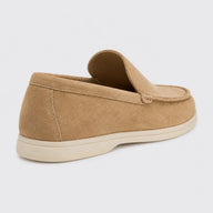 Sapato Masculino Mocassim Bege Couro - vista traseira e calcanhar reforçado