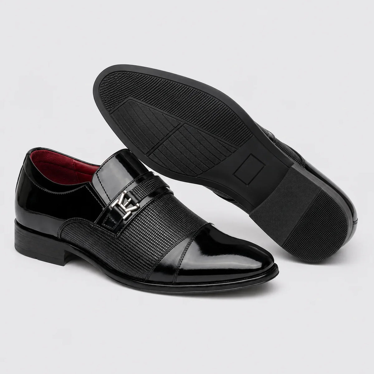 Sapato Masculino Social Preto Verniz - detalhe do solado