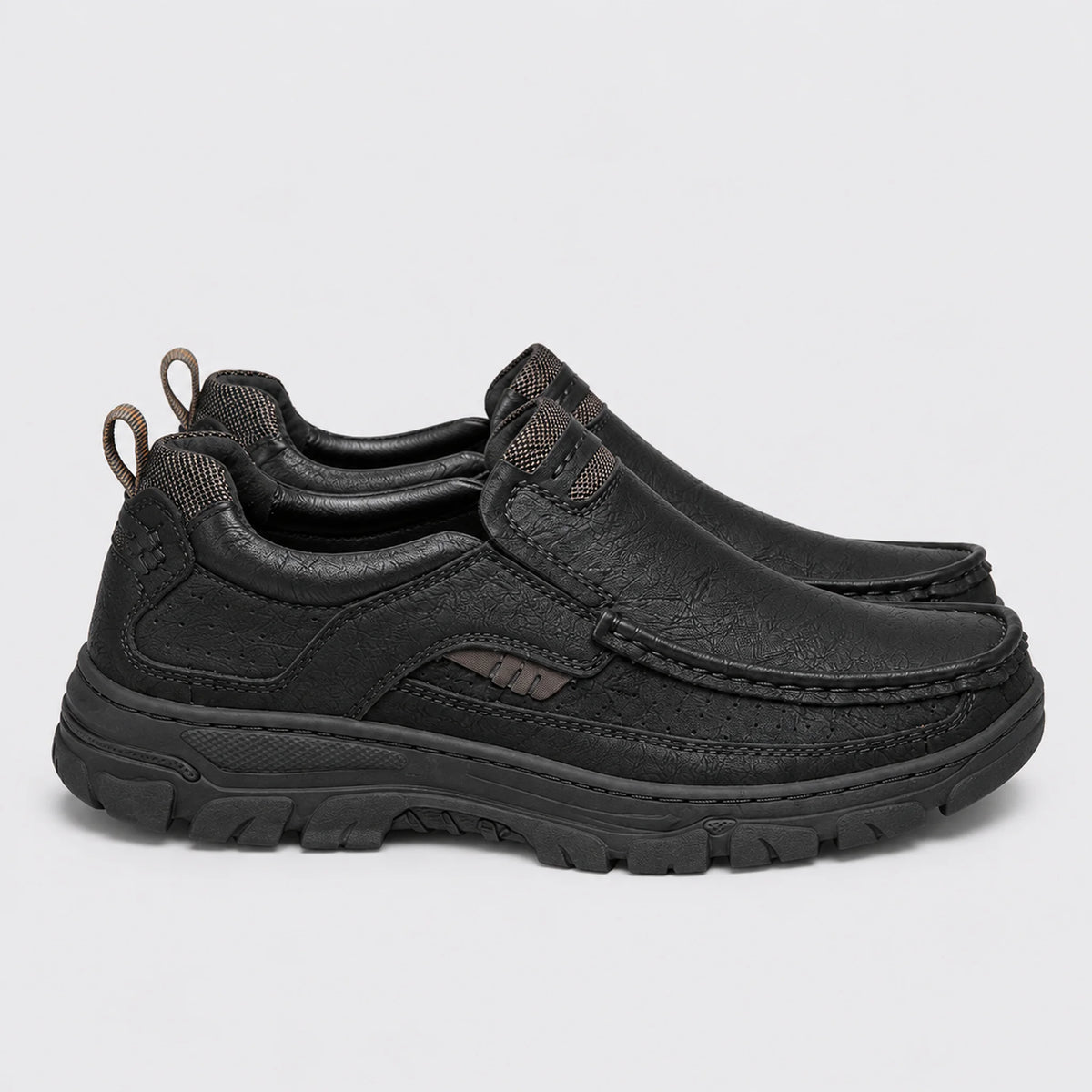 Sapato Mocassim Masculino Preto - vista frontal em ângulo